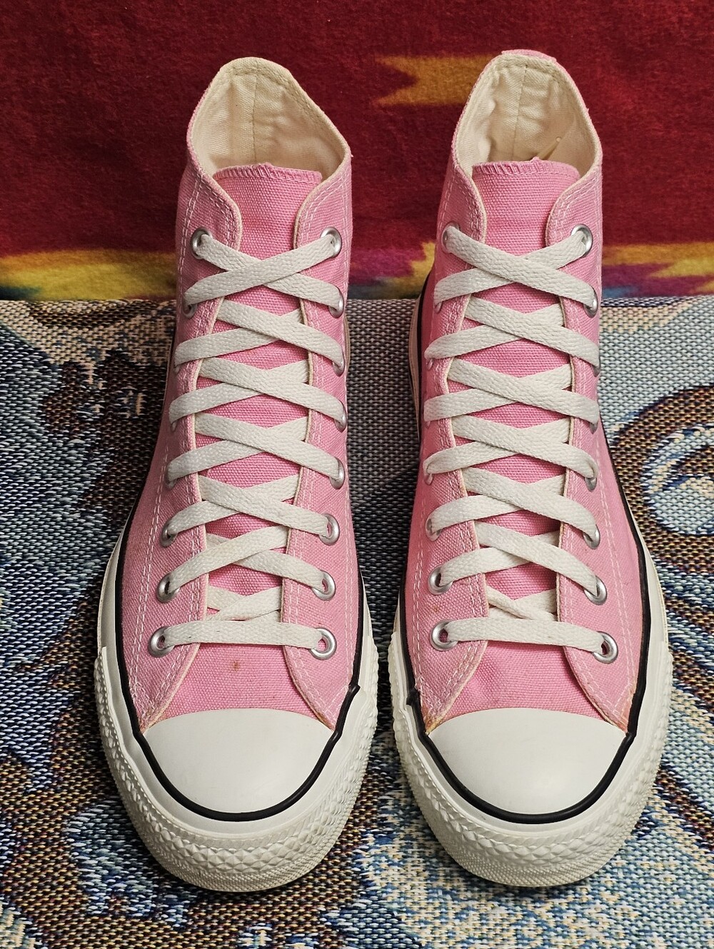 Converse Chuck Taylor Hi All Star Shoes Womens 10 / Mens 8 Pink Canvas Sneakers